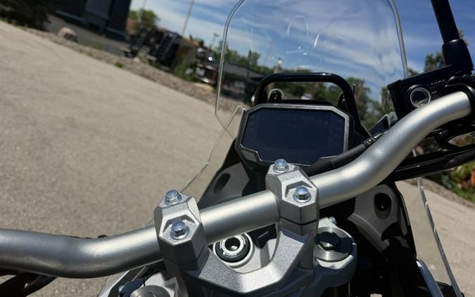 2026 Kawasaki KLE500 SE ABS