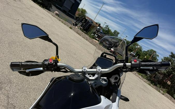 2026 Kawasaki KLE500 SE ABS