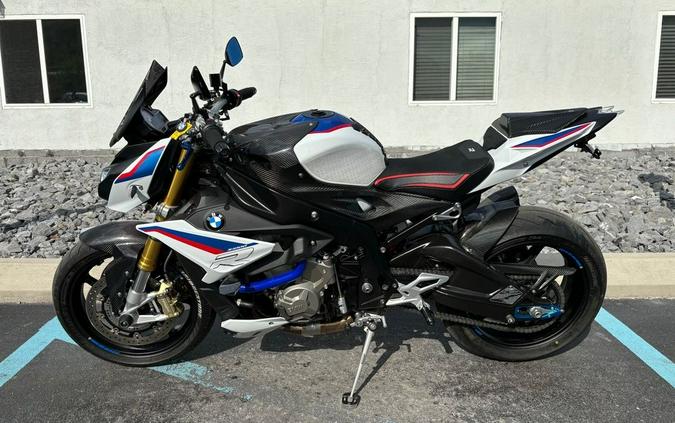 2018 BMW S 1000 R Light WT / Lupin BL Metallic / Racing RD Premium