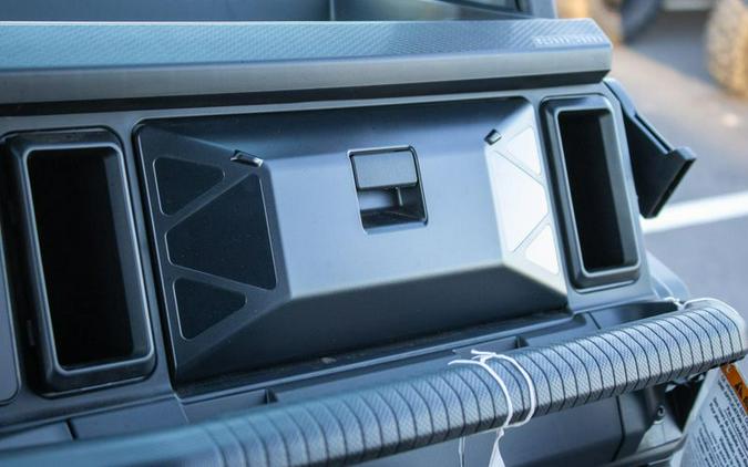 New 2026 CAN-AM DEFENDER MAX XT HD11 WITH 1025 INCH TOUCHSCREEN