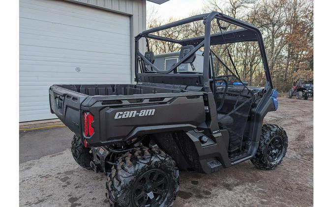 2023 Can-Am Defender DPS HD9