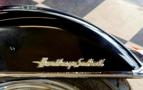 2017 Harley-Davidson® FLSTC - Heritage Softail® Classic