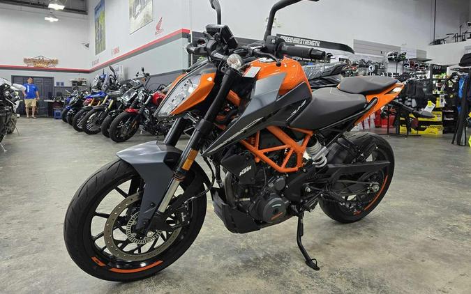 2023 KTM 390 Duke