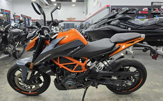 2023 KTM 390 Duke