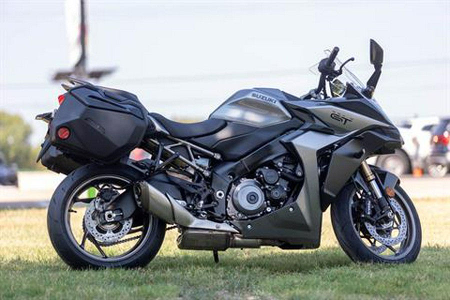 2025 Suzuki GSX-S1000GT+