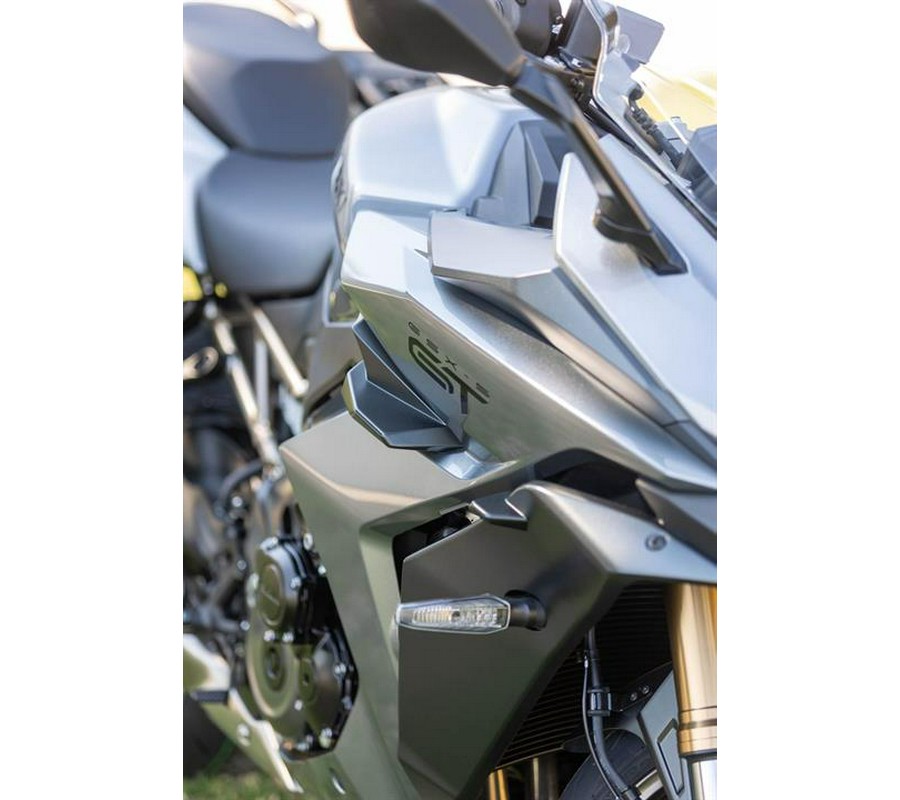 2025 Suzuki GSX-S1000GT+