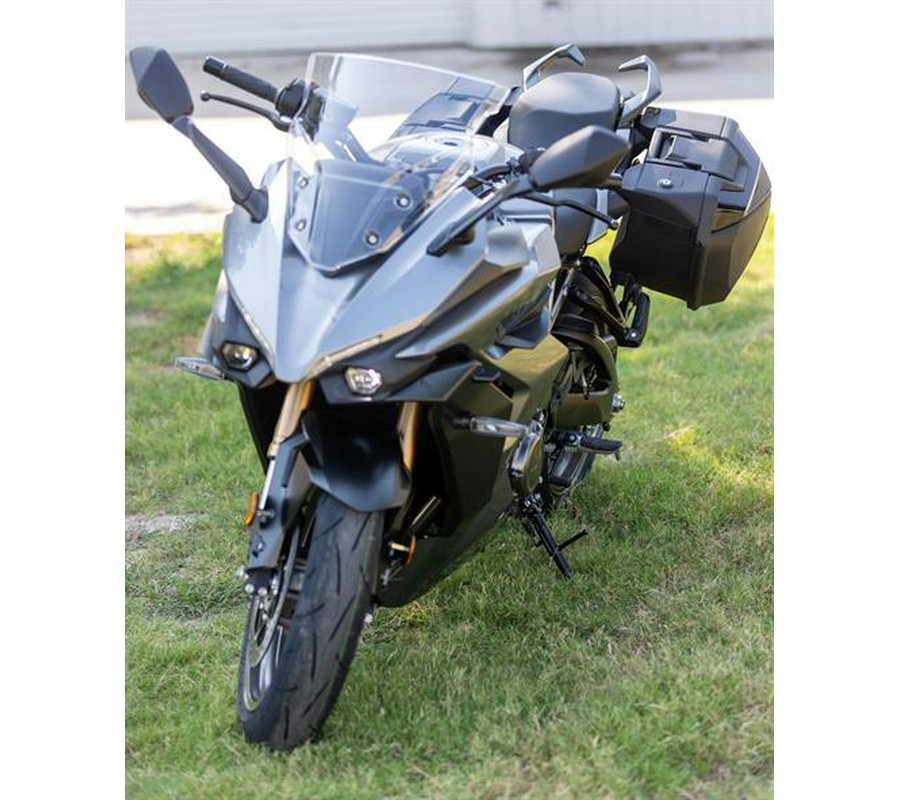 2025 Suzuki GSX-S1000GT+