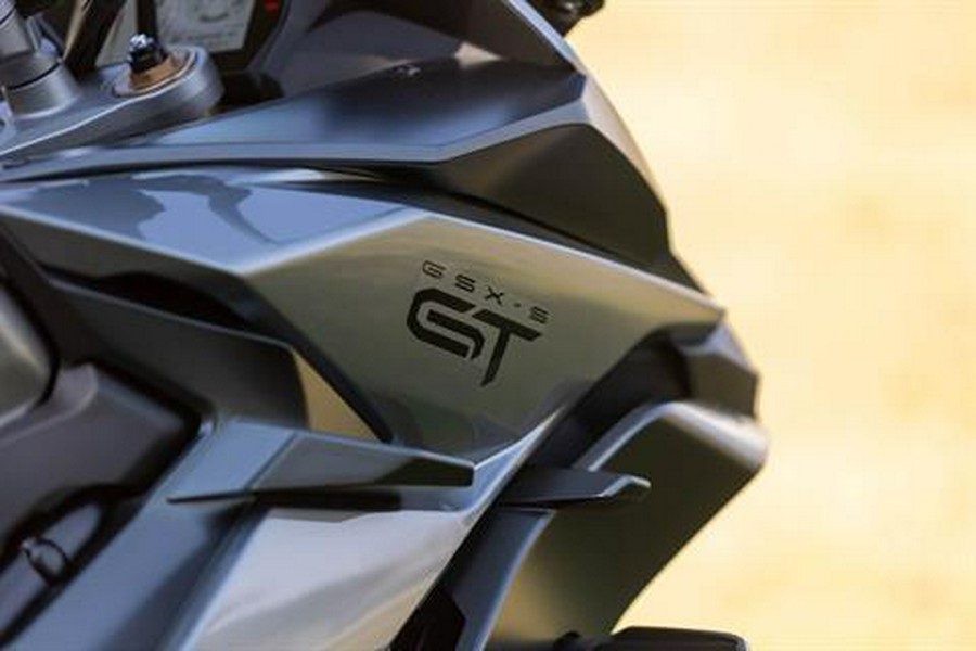 2025 Suzuki GSX-S1000GT+