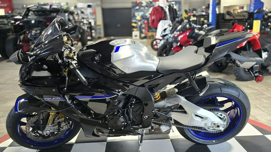 2026 Yamaha YZF-R1M
