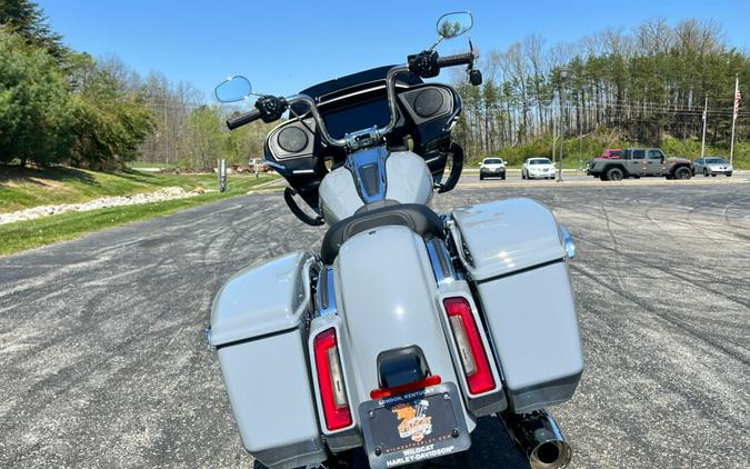 FLTRX 2026 Road Glide