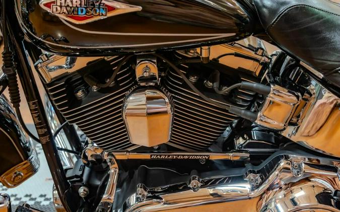2011 Harley-Davidson Heritage Softail Classic FLSTC