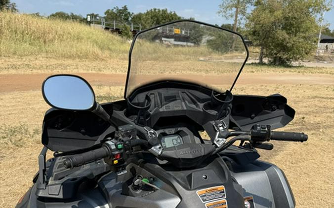 2017 Can-Am Outlander MAX XT 850 - Brushed Aluminum