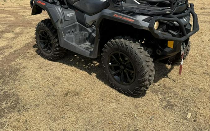 2017 Can-Am Outlander MAX XT 850 - Brushed Aluminum