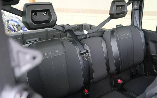 2027 CAN-AM DEFENDER MAX LIMITED CAB HD11