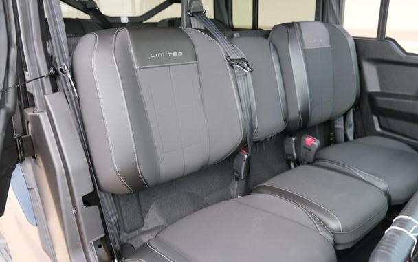 2027 CAN-AM DEFENDER MAX LIMITED CAB HD11