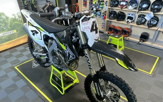 2025 Triumph TF 450-RC Edition Jet Black/Pure White