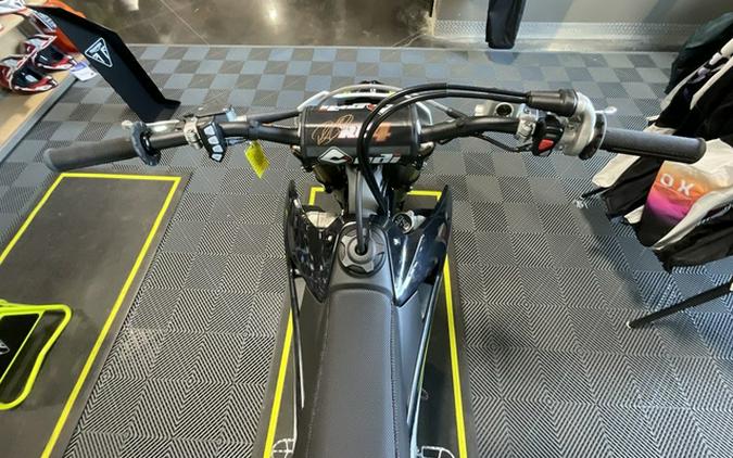 2025 Triumph TF 450-RC Edition Jet Black/Pure White