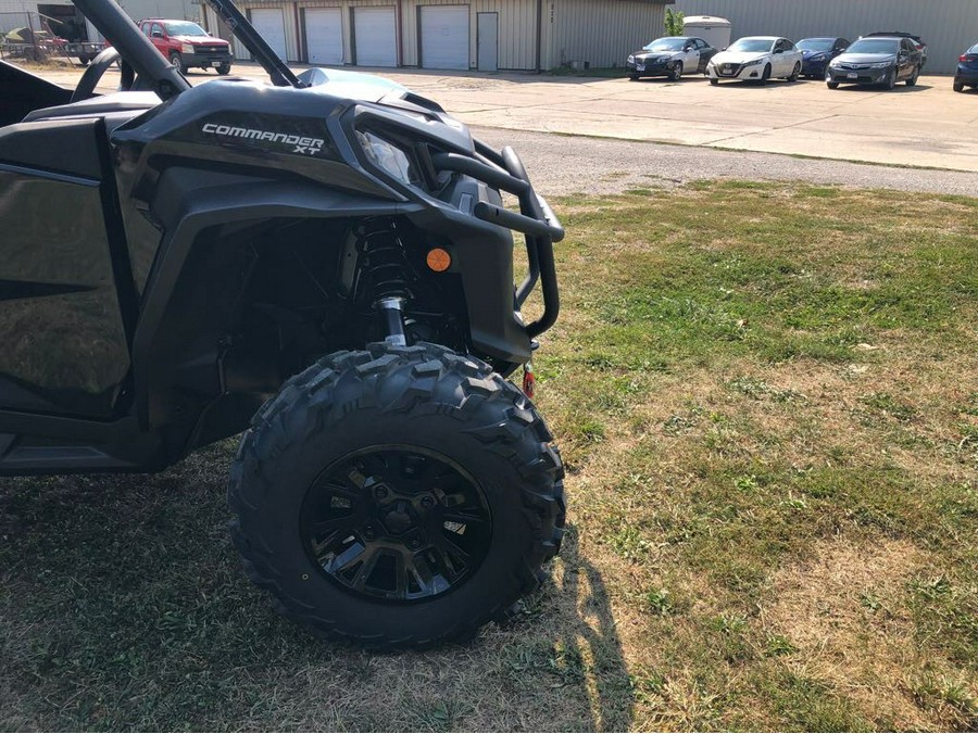 2026 Can-Am COMMANDER MAX XT 1000R