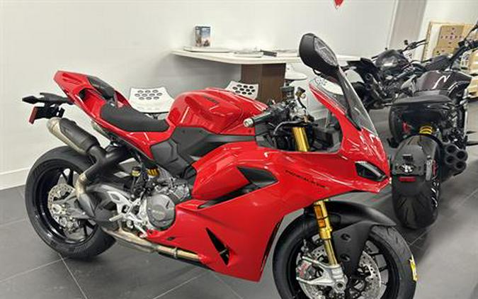 2026 Ducati Panigale V2 S