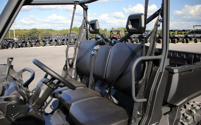 2025 Can-Am® Defender DPS HD9 Compass Green