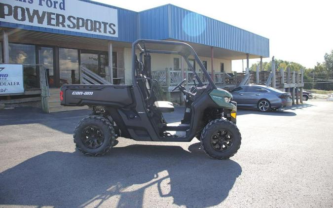 2025 Can-Am® Defender DPS HD9 Compass Green
