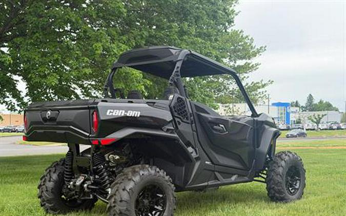 2026 Can-Am Commander XT 700