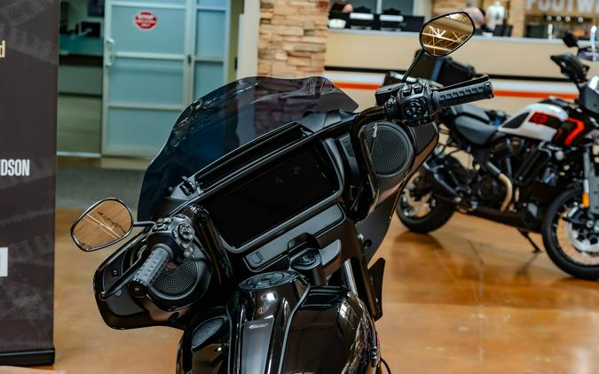 2025 Harley-Davidson Street Glide Grand American Touring FLHX