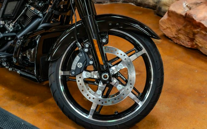 2025 Harley-Davidson Street Glide Grand American Touring FLHX