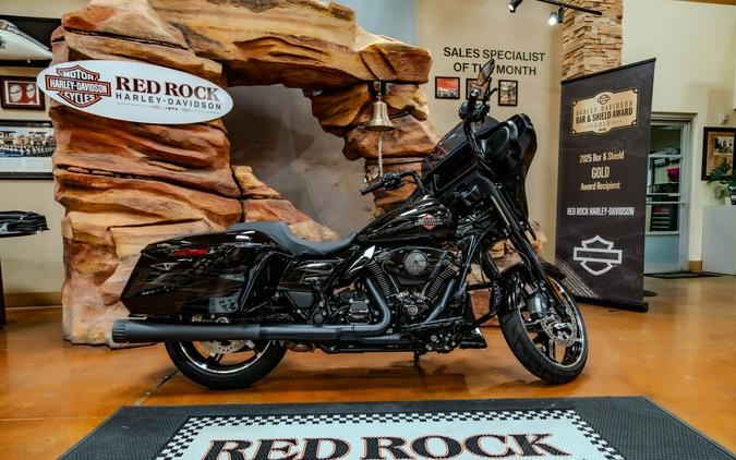 2025 Harley-Davidson Street Glide Grand American Touring FLHX