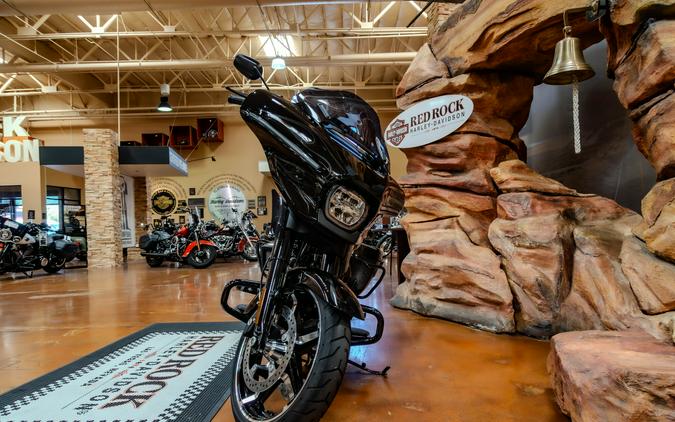 2025 Harley-Davidson Street Glide Grand American Touring FLHX