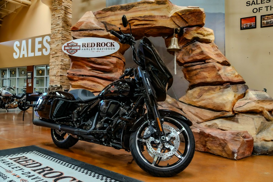 2025 Harley-Davidson Street Glide Grand American Touring FLHX