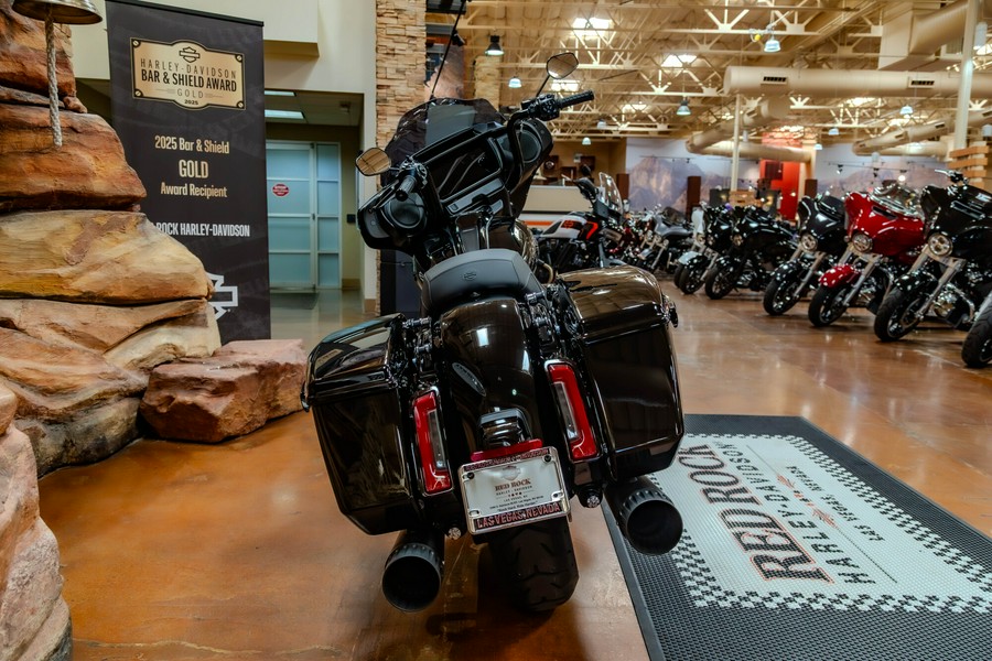 2025 Harley-Davidson Street Glide Grand American Touring FLHX
