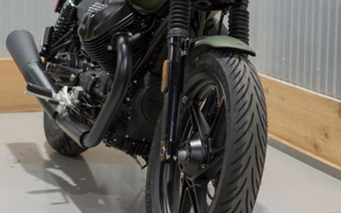 2024 Moto Guzzi V7 Stone