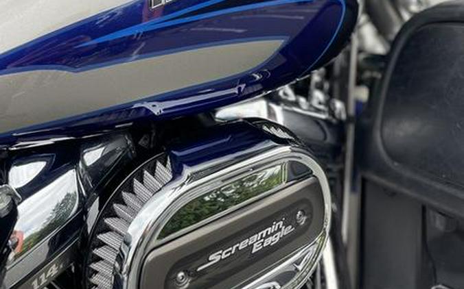 2017 Harley-Davidson® FLHTKSE - CVO™ Limited