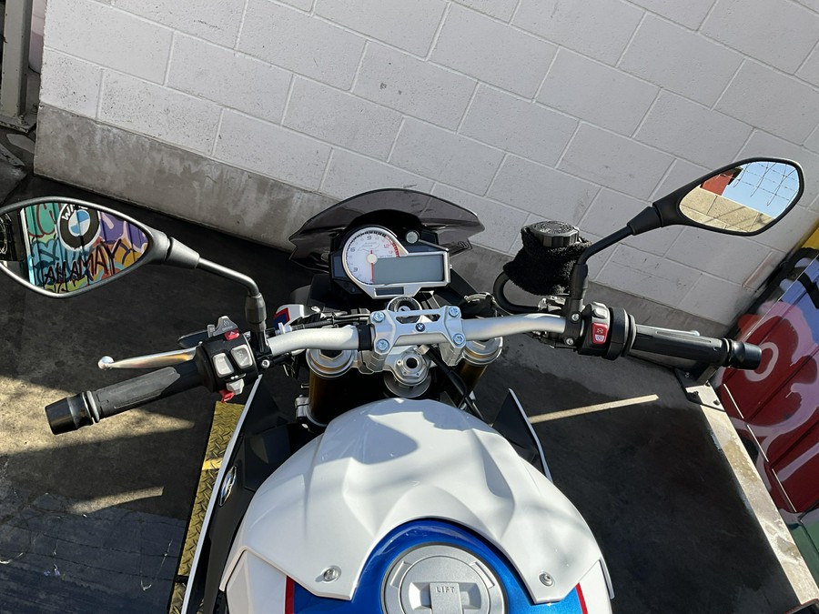 2018 BMW S 1000 R