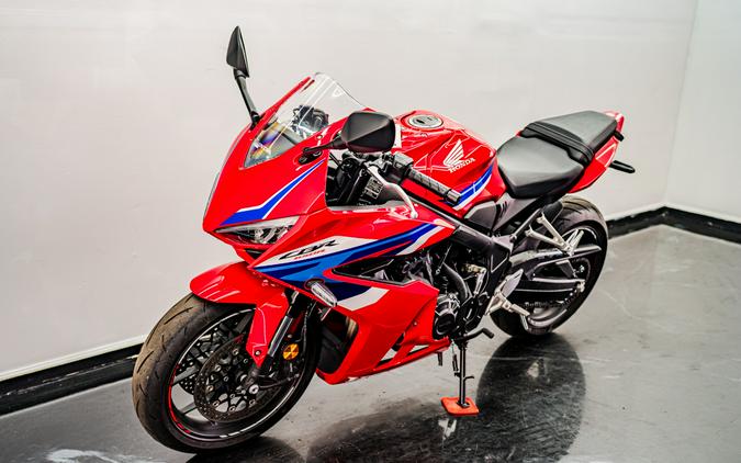 2025 Honda CBR650R E-Clutch