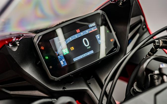 2025 Honda CBR650R E-Clutch