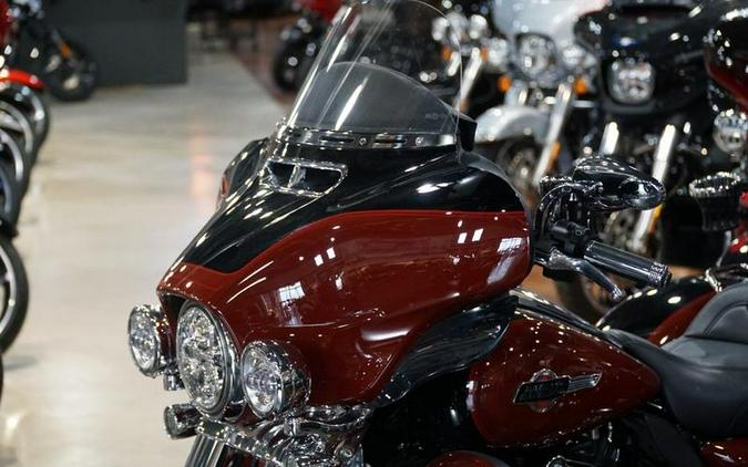 2024 Harley-Davidson® FLHTCUTG - Tri Glide® Ultra