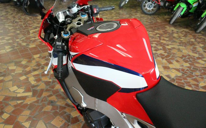 2019 Honda CBR1000RR-R Fireblade SP Grand Prix Tri-Color - KK200022
