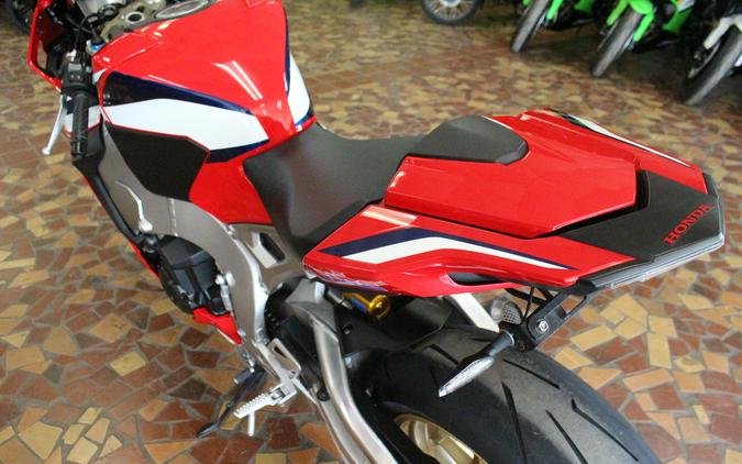 2019 Honda CBR1000RR-R Fireblade SP Grand Prix Tri-Color - KK200022