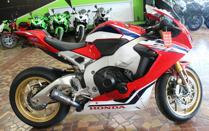 2019 Honda CBR1000RR-R Fireblade SP Grand Prix Tri-Color - KK200022
