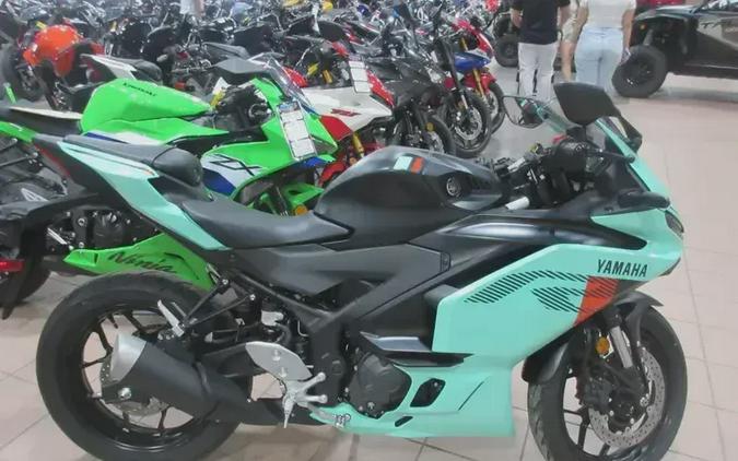 2026 YAMAHA YZF-R3 ABS