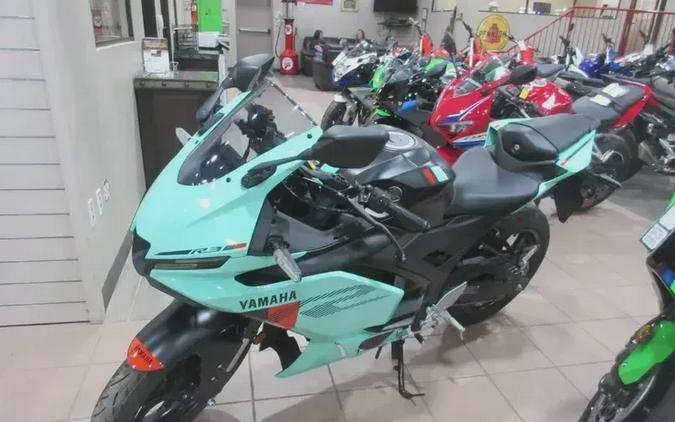 2026 YAMAHA YZF-R3 ABS