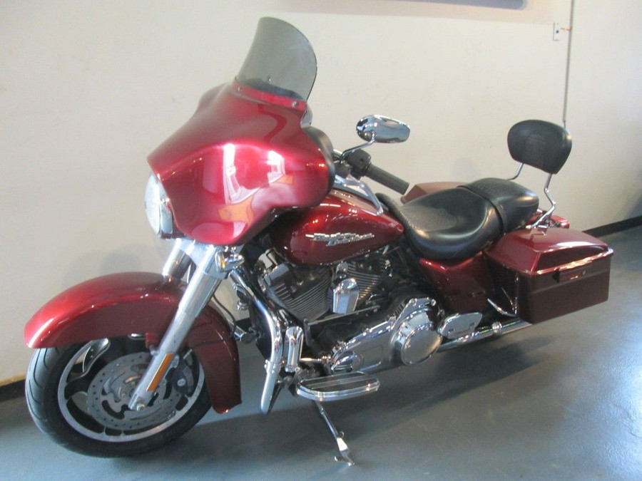 2009 Harley-Davidson® FLHX - Street Glide®