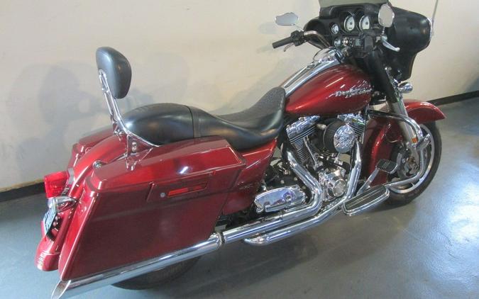 2009 Harley-Davidson® FLHX - Street Glide®