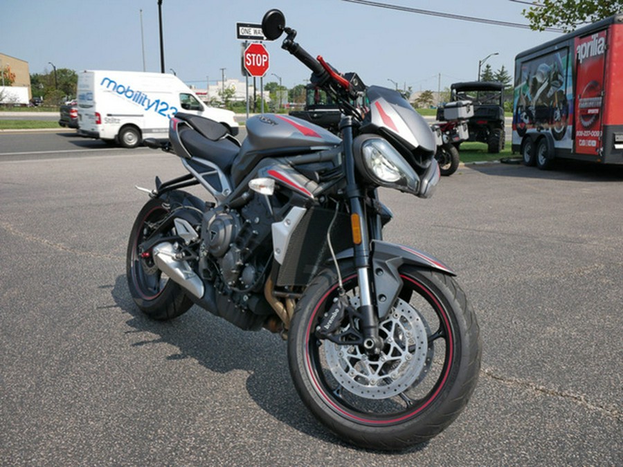 2022 Triumph Street Triple R