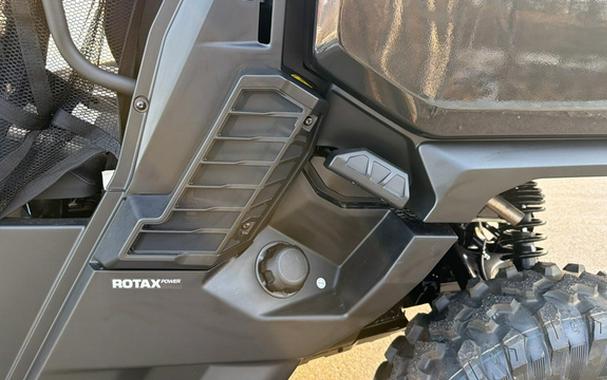 2026 Can-AM DEFENDER MAX XT HD11