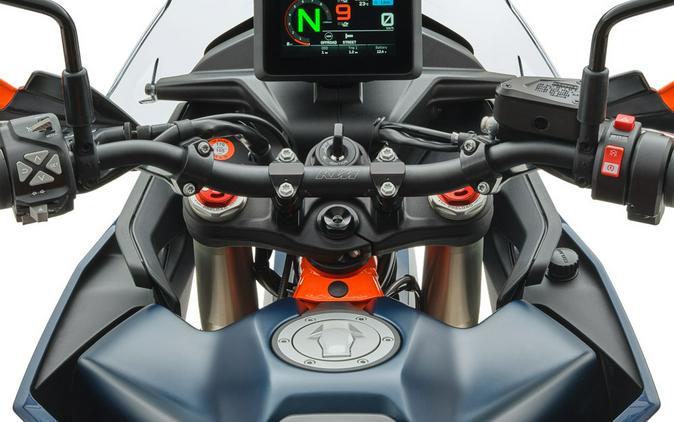 2027 KTM 890 Adventure R Rally