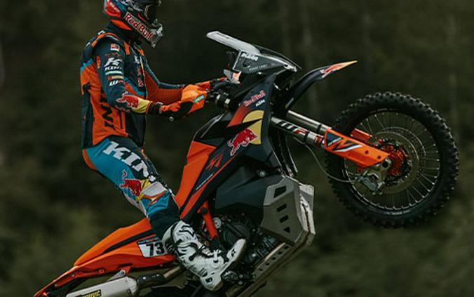 2027 KTM 890 Adventure R Rally