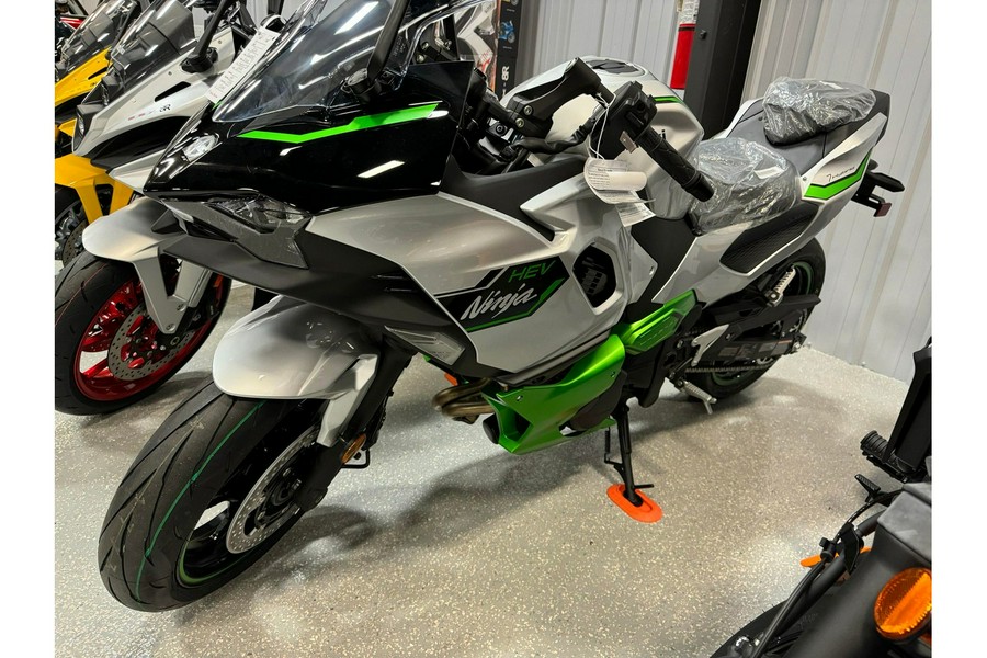 2024 Kawasaki NINJA 7 HYBRID ABS